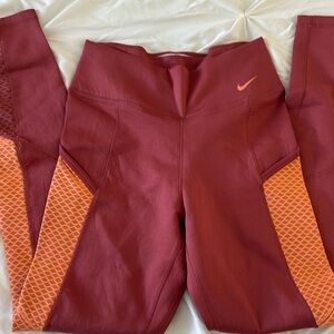 Nike leggings